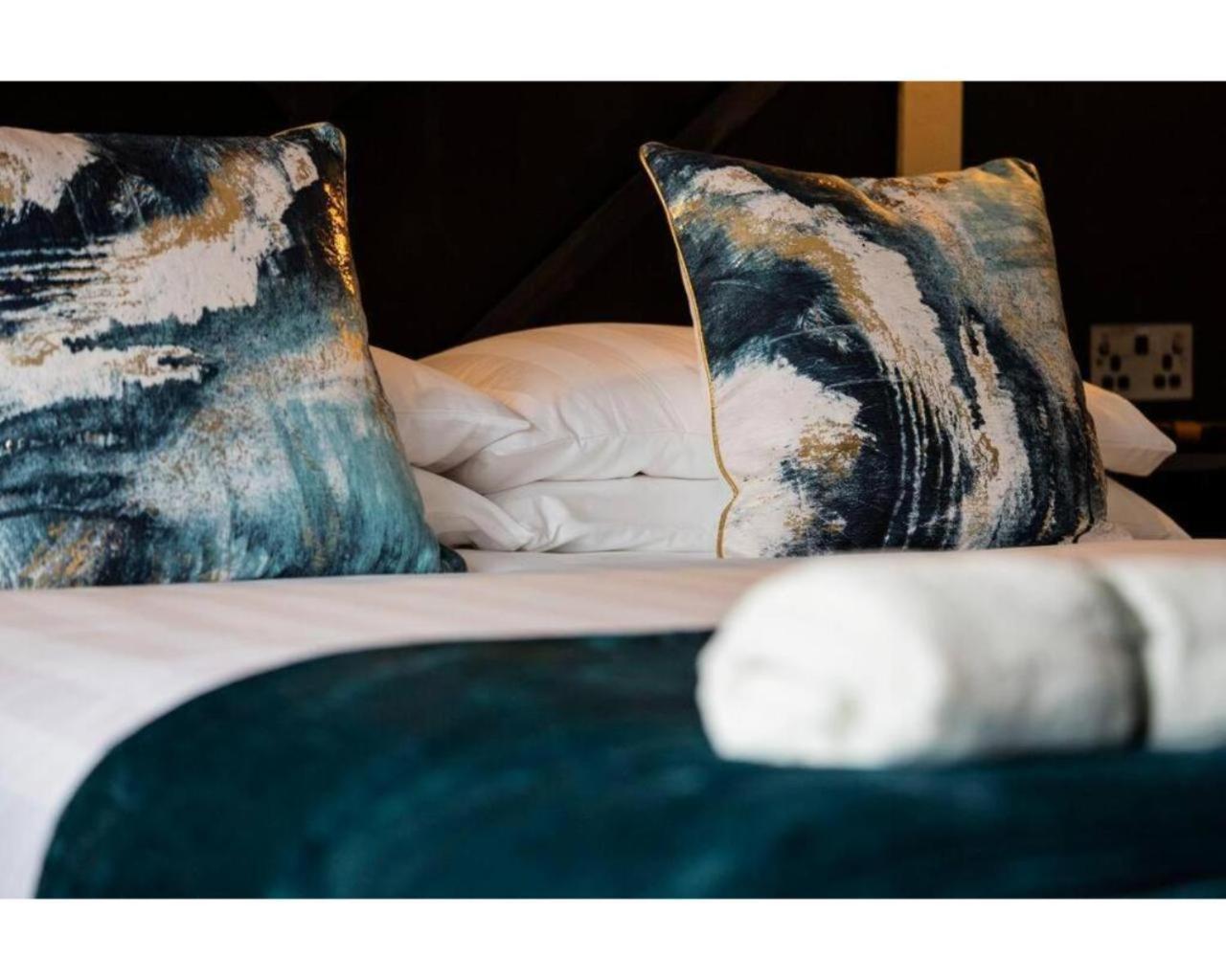 Central Belfast Apartments Queen'S Hideaway Екстериор снимка