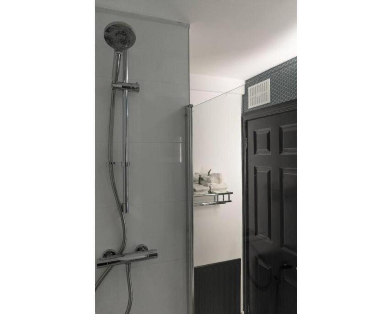Central Belfast Apartments Queen'S Hideaway Екстериор снимка