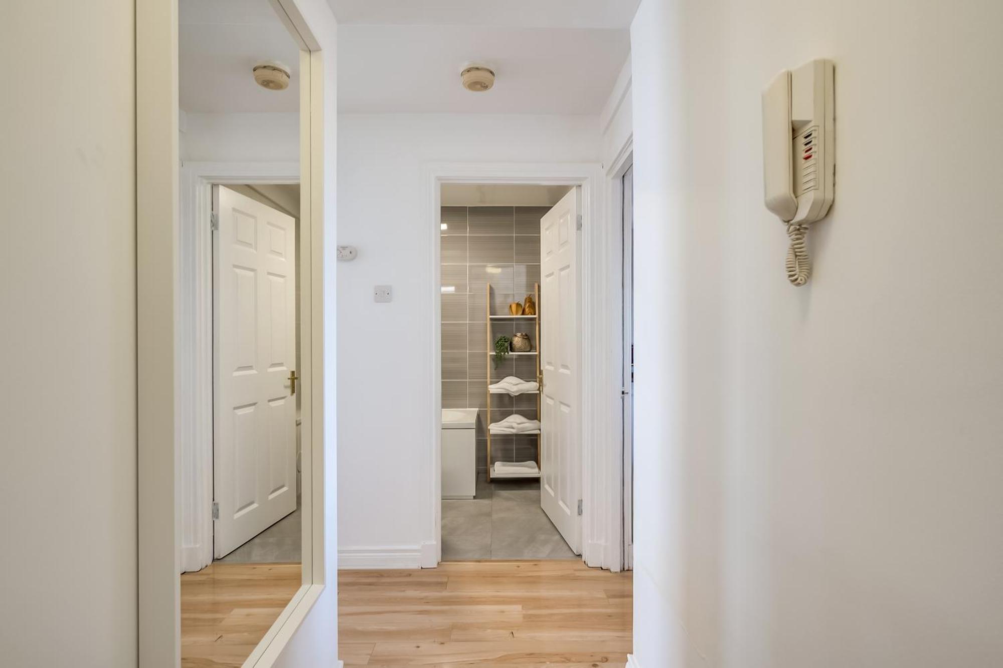 Central Belfast Apartments Queen'S Hideaway Екстериор снимка
