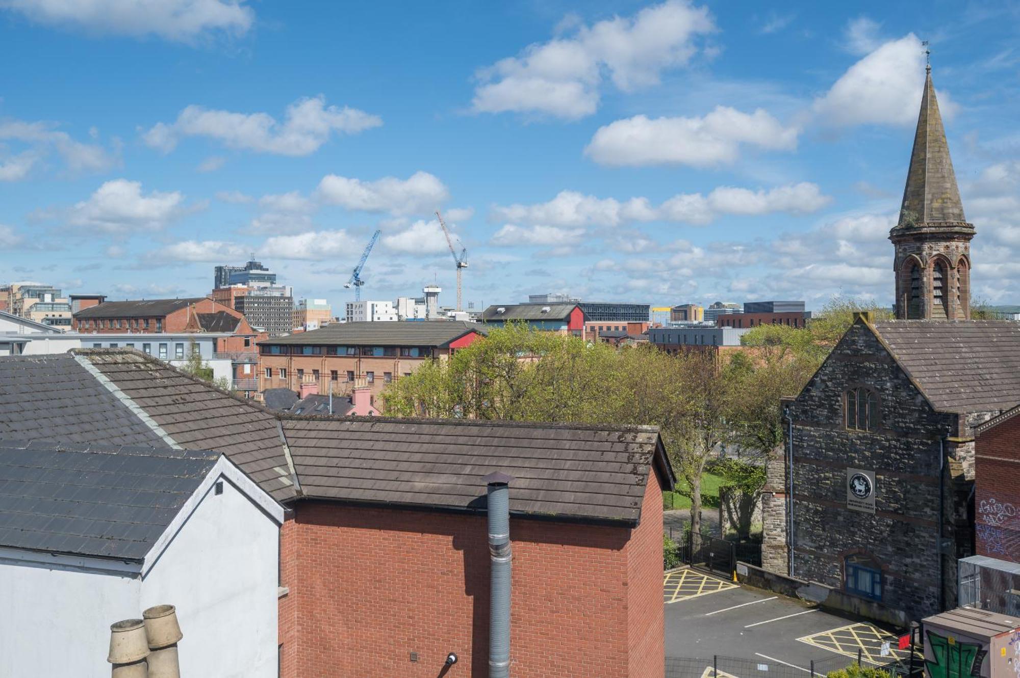 Central Belfast Apartments Queen'S Hideaway Екстериор снимка